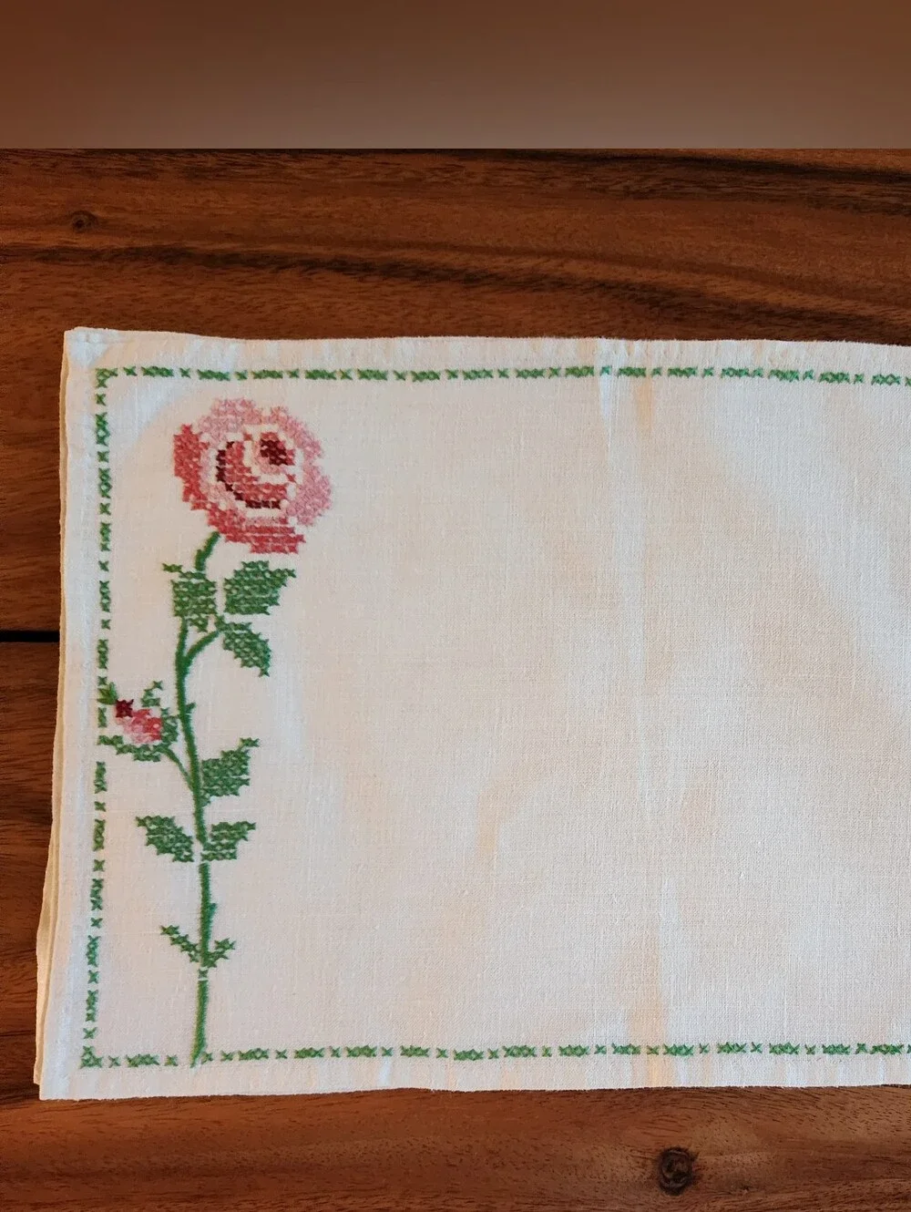 Vintage Hand Embroidered Rose Linen Placemats - Pink & Green Set Of Four